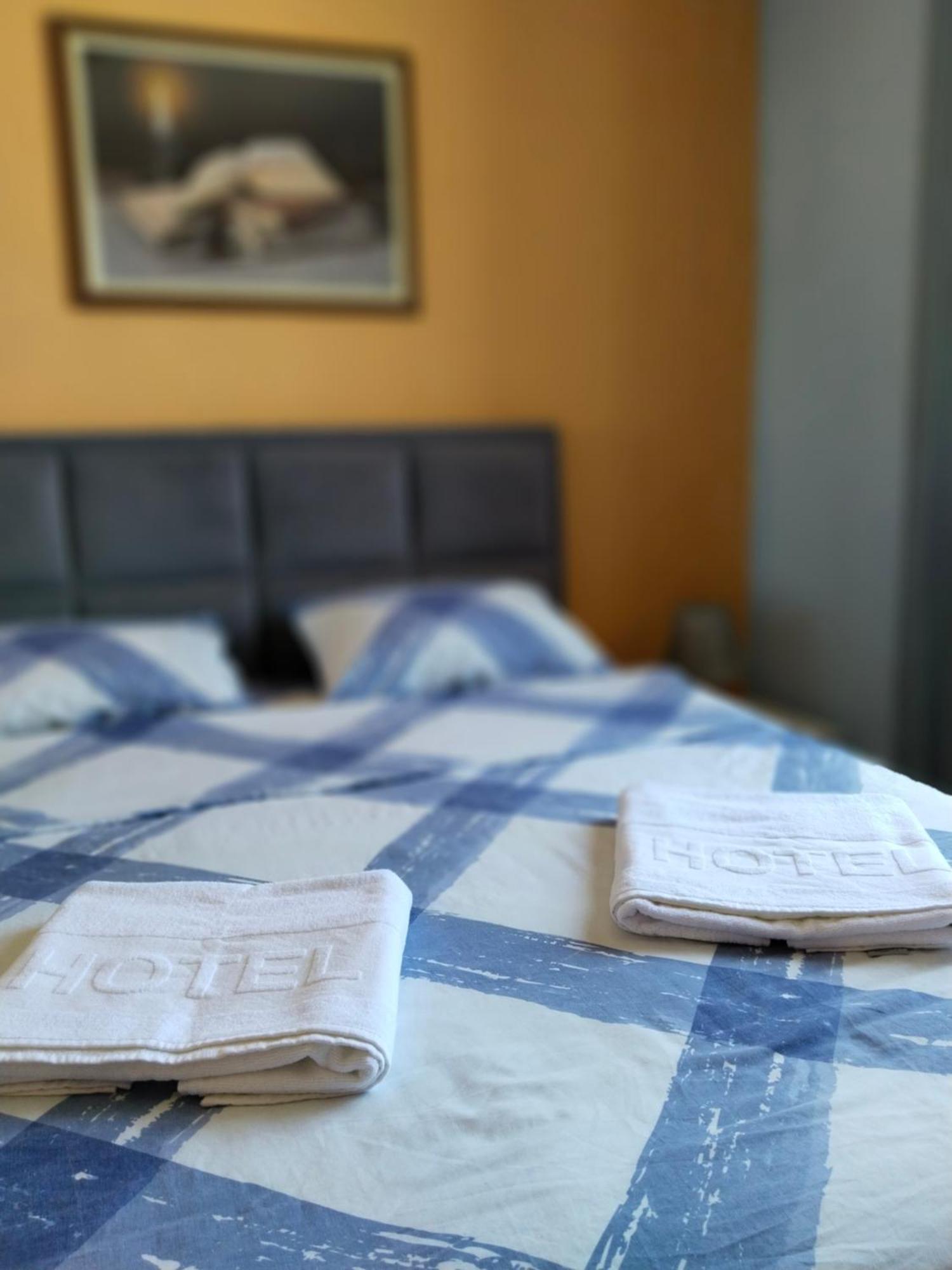 Apartments "Belle Vue" Herceg Novi Ngoại thất bức ảnh